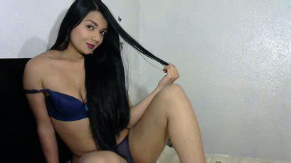 Latina Babe Sofia Gomez Poses Seductively In Sexy Blue Lingerie Photos