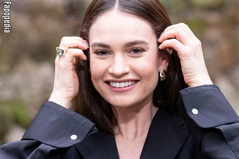 Lily James Nude Leaks Photo 4114361 Fapopedia