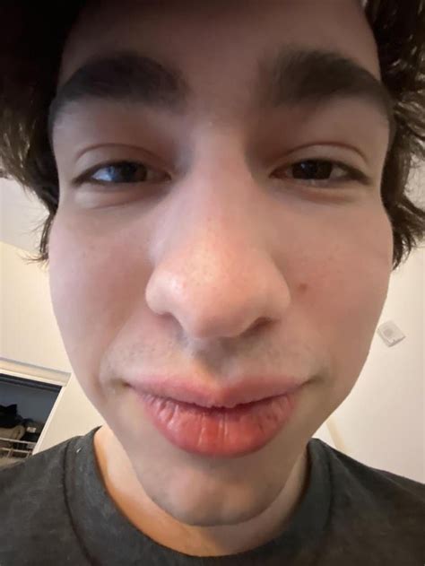 Fuck It Seominsoo On Twitter My Pronouns Are He Because Ill Never Be Him