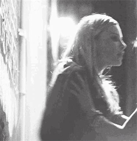 Sexy Lesbian Gifs Tenor