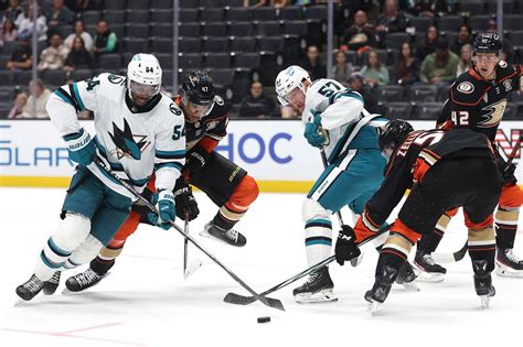 San Jose Sharks Vs Anaheim Ducks Projected Lineups Nhl Starting