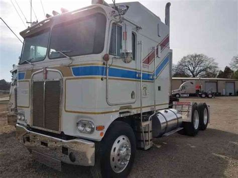 Kenworth K100 1980 Sleeper Semi Trucks