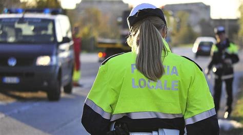 Tamponamento In Via Del Lazzaretto A Varese Traffico In Tilt La