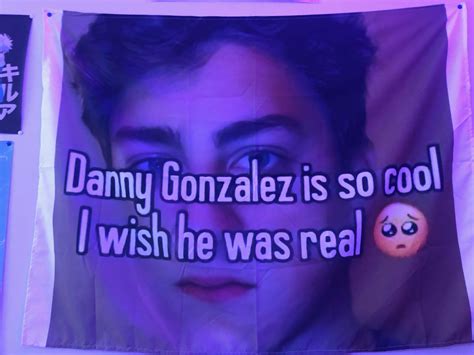 Guys Like My Pride Flag🤗 Rdannygonzalez
