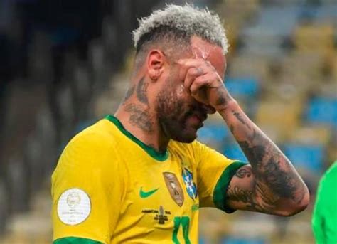 Expectativa En Brasil Neymar Sufre Esguince Grave De Rodilla Y Puede