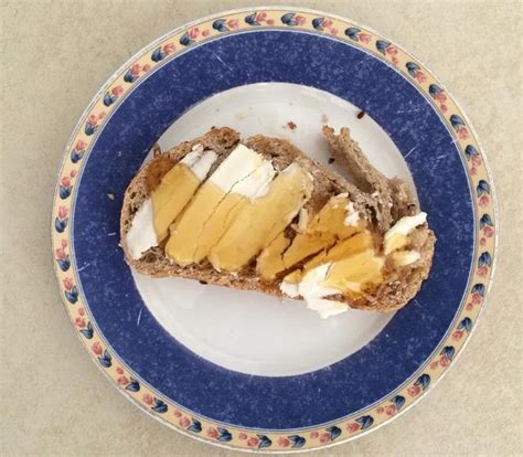 Хлеб с маслом и медом - калорийность, пищевая ценность ⋙ ...