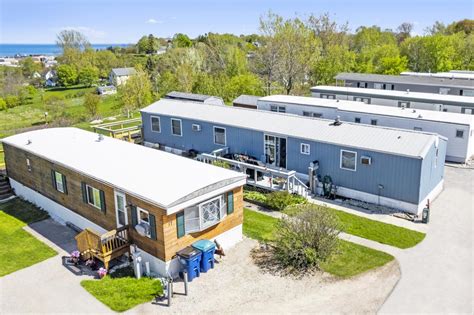 Manufactured Mobile Home Park In Kewaunee Lake Bluff