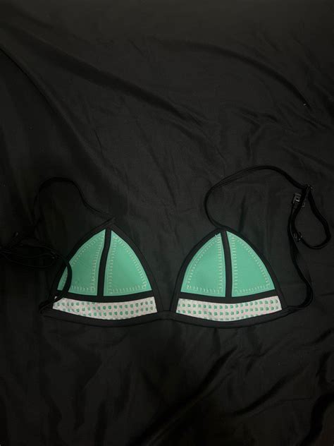 Mint Green Bikini Top Women S Fashion Swimwear Bikinis Swimsuits On Carousell