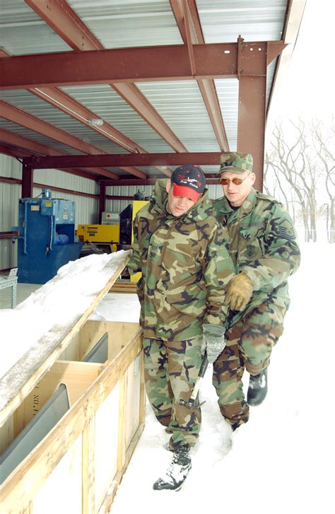 Us Air Force Usaf Technical Sergeant Tsgt Matthew H Rippy With