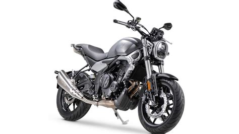 Voge 500 AC Zweizylinder Naked Bike Aus China MOTORRADonline De