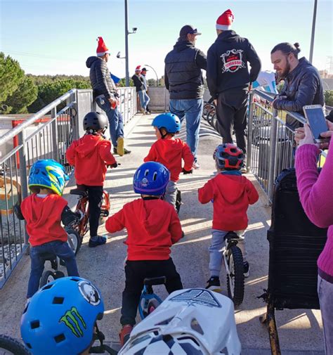 Bmx Terrassa Summer Camps 2020 · Minitas And Race Bmx Terrassa