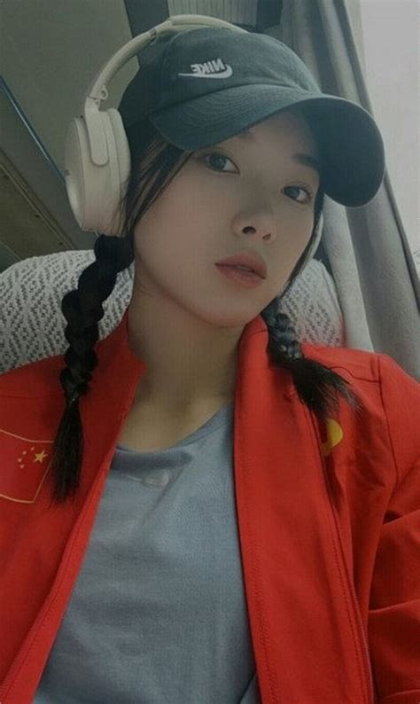 Hot Girl I N Kinh Trung Qu C G Y S T V H Nh X M Tr N C Nh Tay