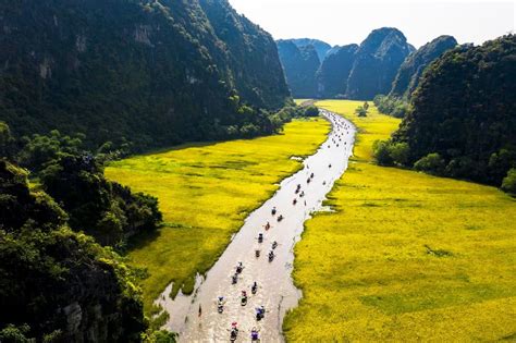 Exploring Trang An, Vietnam: A Guide to the ‘Inland Ha Long Bay’