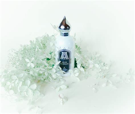 Musk Kashmir Attar Collection perfume - a fragrância Compartilhável 2016