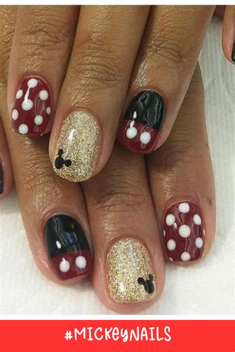mickey nail art 1