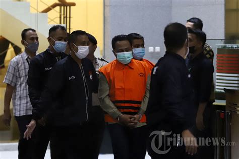 Kpk Tetapkan Tersangka Pada Orang Eks Anggota Dprd Jambi Foto