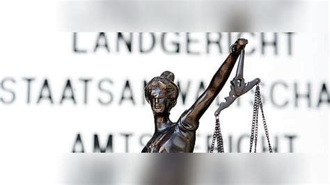 Rotlicht Rentner hatte Sex mit Minderjähriger