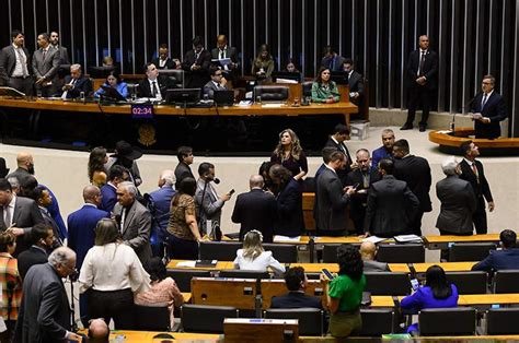 Congresso Aprova Lei De Diretrizes Or Ament Rias De Agora Segue