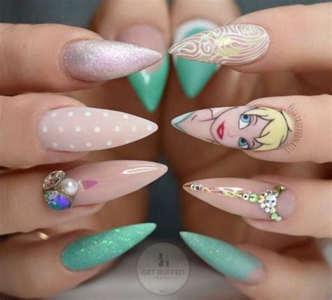 22 Diseños de Uñas de Disney de Moda y súper Lindas Disneyland nails