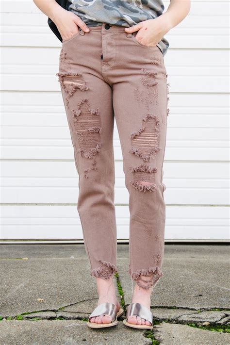 In The Raw Distressed Jeans Distressed Jeans Jeans How To Wear