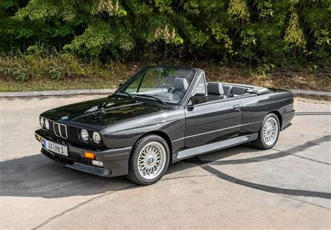 713-Mile 1991 BMW E30 M3 Convertible Euro | PCARMARKET