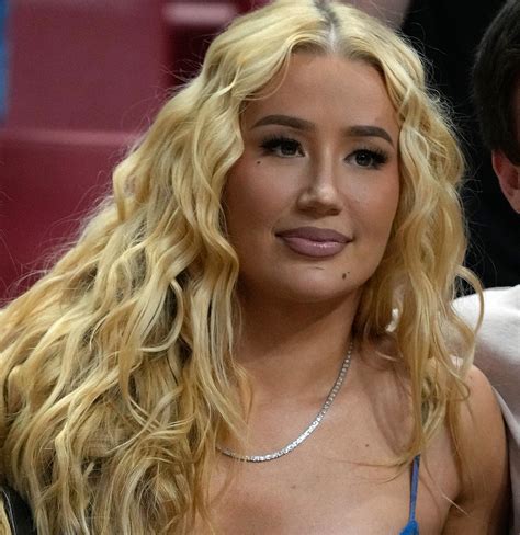 Iggy Azalea mångmiljonär på Onlyfans – så spenderar hon pengarna