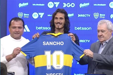 Explotaron Los Memes Por El Parecido De Cavani Con Christian Sancho