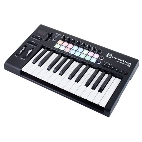 NOVATION LAUNCHKEY 25 MK2
