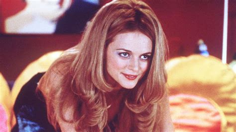 See Heather Graham Spilling Out Of A Skin-Tight Strapless Dress | GIANT