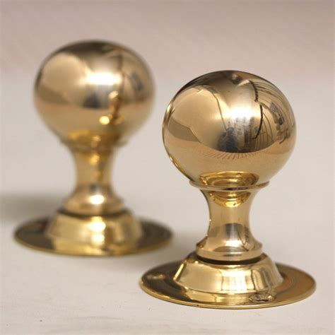 Antique style door knobs – Door Knobs