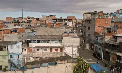 Pandemia enluta a América Latina e ameaça apagar uma década de avanços Internacional Estado