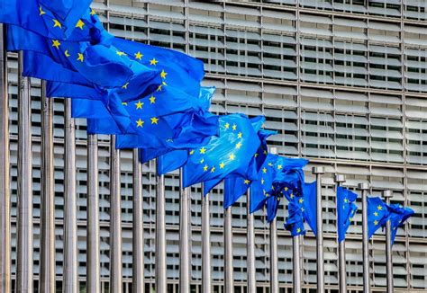 Bruxelles oblige Pornhub Stripchat et XVideos à se conformer à la loi sur les services