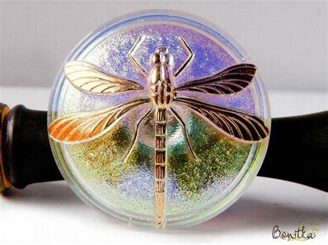 Пуговицы из стекла. Наш фото-обзор 10 лучших моделей Мира