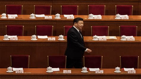 习近平承认风险和挑战更复杂 三件事扰乱中南海 习近平 二十大 反习势力 中共26日到27日为省部级官员举办了“迎接二十大”专题研讨班