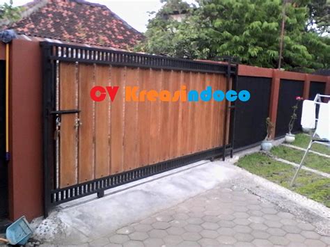 11+ Pintu Pagar Kayu Halaman Rumah, Penting!