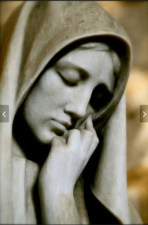 ЕСМЕРАЛДА ПАРИЖКАТА СВЕТА БОГОРОДИЦА - Държавна Опера