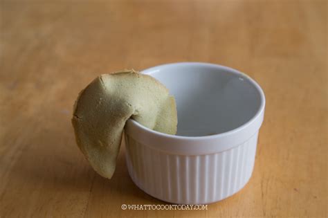 How To Make Fortune Cookies From Scratch With Paper Inside