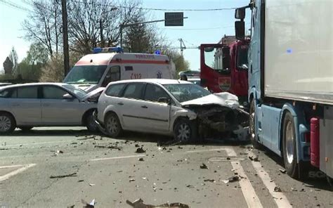 Accident Grav N Timi Oara Dou Ma Ini I Un Camion S Au Ciocnit Ntr