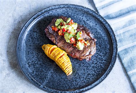 Grillet Entrecote med avocado Opskrift på grill steak