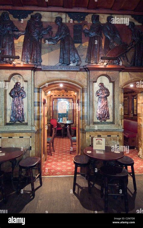 The Blackfriars Pub London Interior Built 1875 Stock Photo Alamy