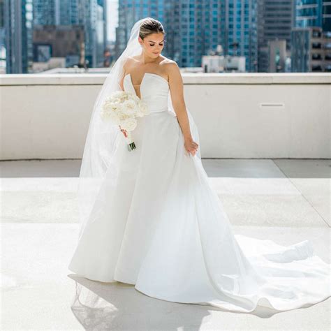 wedding dress styles  guide   silhouette