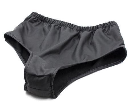 Anal Sex Toys For Men Latex Wear Pants Dildo Adult Sex Toys Silicone Anal Butt Plug