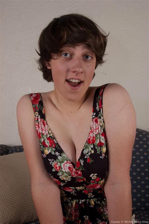 Hot Hairy Teen Shows Off Her Furry Pussy Porn Pictures Xxx Photos Sex Images Pictoa