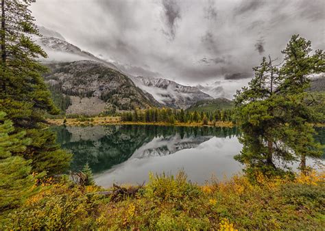 Fall In The Rockies Explore Officers Gulch Pond Colorad Flickr