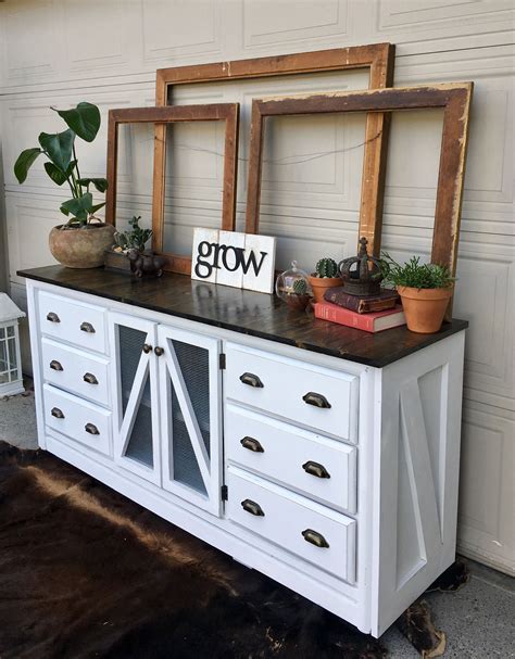 Rustic Farmhouse Buffet / Dresser