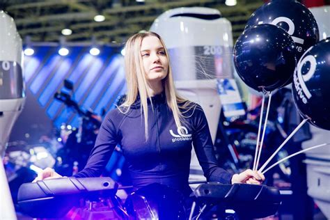 Русский снегоход Sharmax SHP 680 и лодочный мотор Mikatsu MF115FEL-T ...