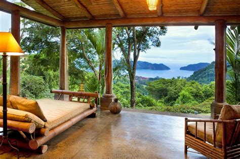 7 Incredible Rainforest Houses You Can Actually Stay In