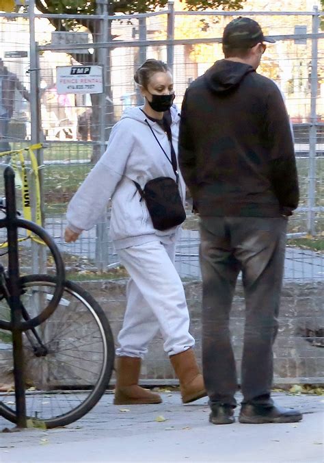 Kaley Cuoco On The Set Of Her New Movie The Man From Toronto In