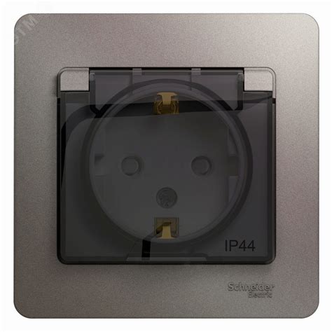 GLOSSA розетка с заземлением со шторками с крышкой в сборе IP44 платина ...