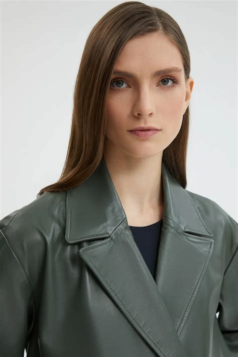 Плащ из натуральной кожи Снежная королева collection 689846003 цены в ...